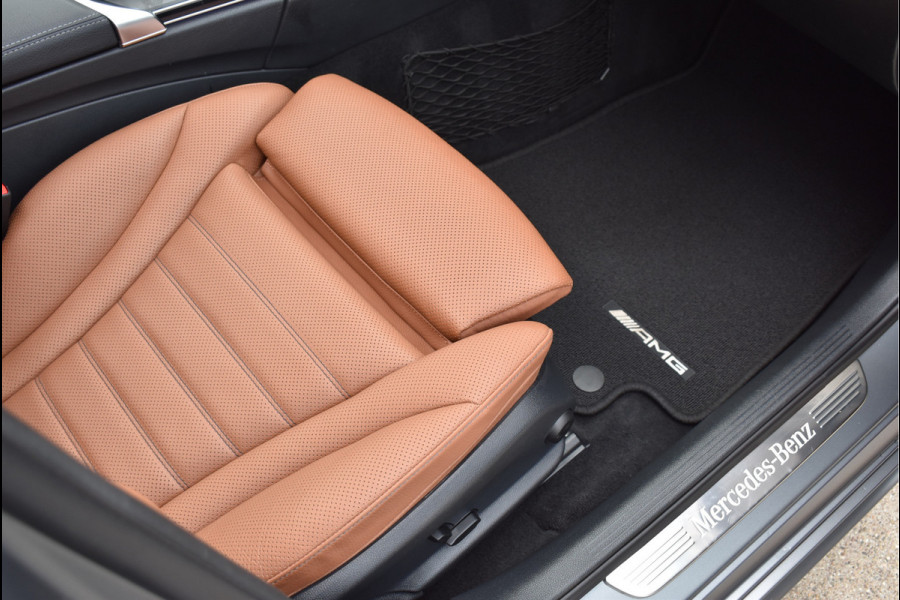 Mercedes-Benz C-Klasse 300 AMG 258 Pk Designo Matt Metallic Pano Vol Leder Digitale Cockpit Multi Beam 360 Camera Origineel Nederlands