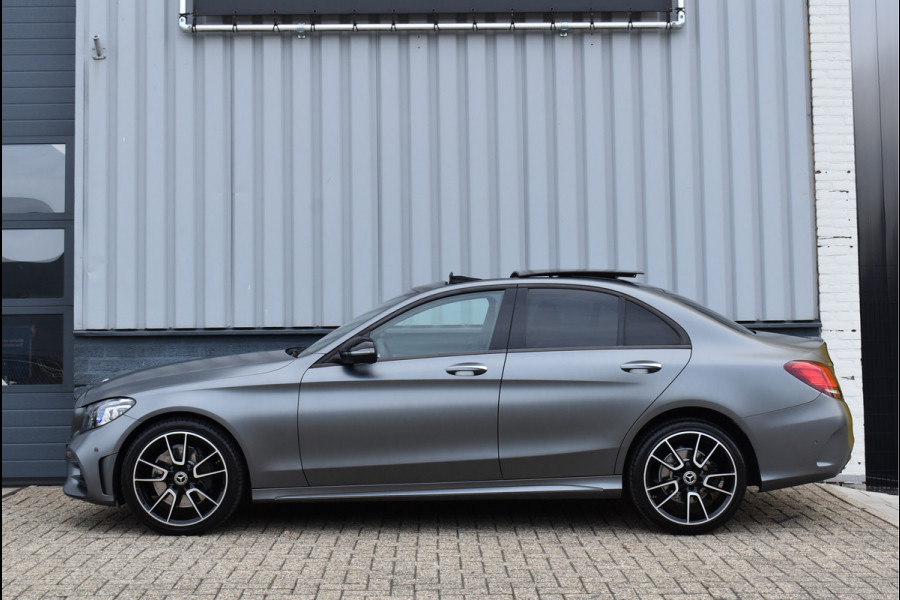 Mercedes-Benz C-Klasse 300 AMG 258 Pk Designo Matt Metallic Pano Vol Leder Digitale Cockpit Multi Beam 360 Camera Origineel Nederlands