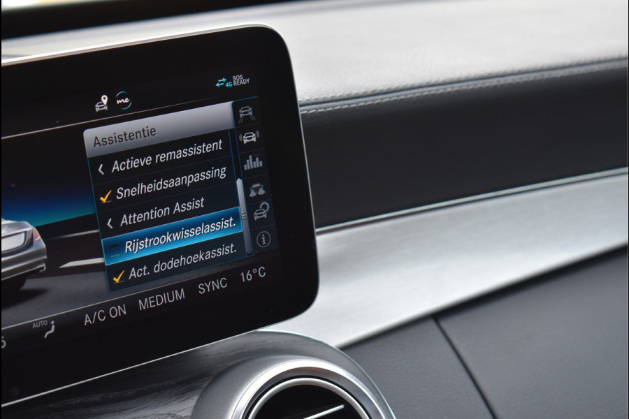 Mercedes-Benz C-Klasse 300 AMG 258 Pk Designo Matt Metallic Pano Vol Leder Digitale Cockpit Multi Beam 360 Camera Origineel Nederlands