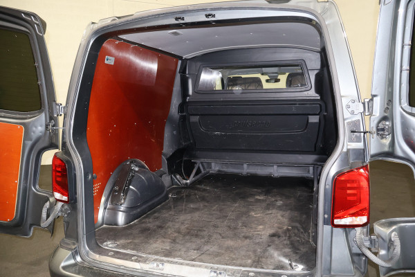 Volkswagen Transporter 2.0 TDI 150pk L2 H1 Bulli Automaat DC (Wordt verwacht)