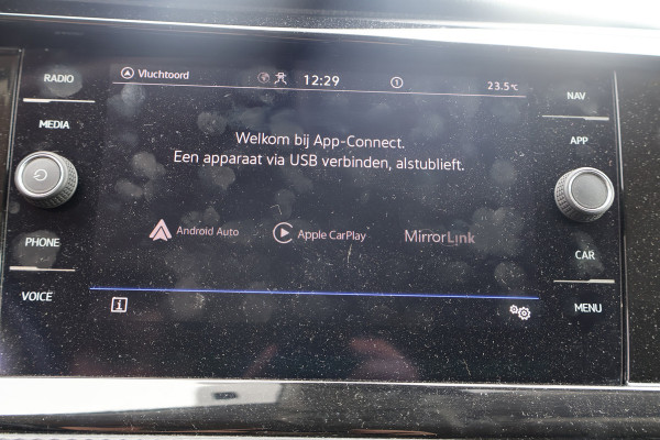 Volkswagen Transporter 2.0 TDI 150pk L2 H1 Bulli Automaat DC (Wordt verwacht)