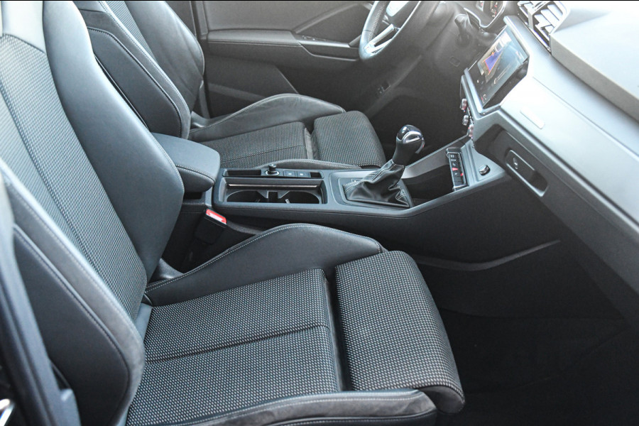 Audi Q3 Sportback 45 TFSI e 3x S-Line, Matrix, ACC, 20", Camera!