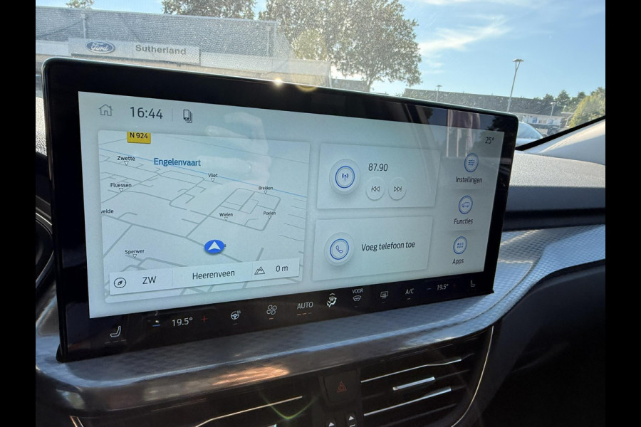 Ford Kuga 2.5 PHEV Titanium | 243pk | Driver Assistance Pack (incl. BlueCruise voorbereiding) | Winterpack | Wegklapbare Trekhaak | 18 inch Licht metaal