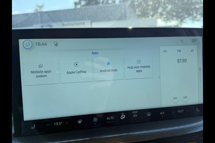 Ford Kuga 2.5 PHEV Titanium | 243pk | Driver Assistance Pack (incl. BlueCruise voorbereiding) | Winterpack | Wegklapbare Trekhaak | 18 inch Licht metaal