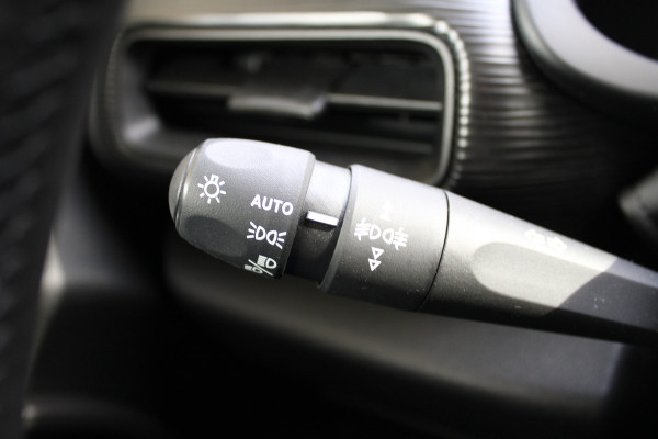 Jeep Avenger 1.2 Longitude | JBL Audio | Adaptieve cruise | Keyless
