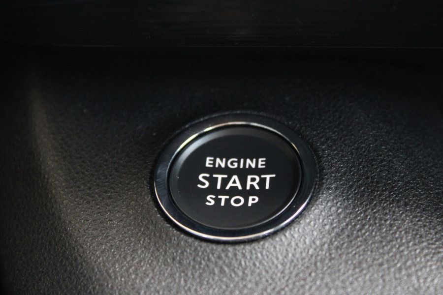 Jeep Avenger 1.2 Longitude | JBL Audio | Adaptieve cruise | Keyless