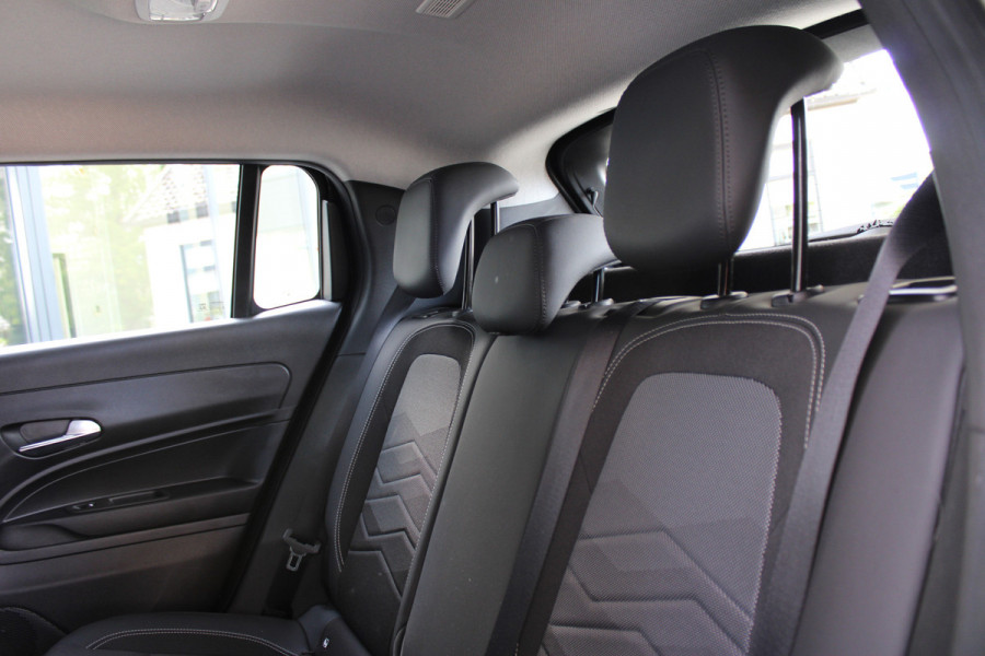 Jeep Avenger 1.2 Longitude | JBL Audio | Adaptieve cruise | Keyless