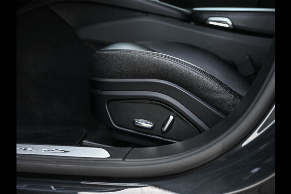 Porsche Panamera Sport Turismo 2.9 4S E-Hybrid | Panoramadak | NL-Auto | Camera | Adaptive Cruise | Luchtvering | Memory Seats | Stoelverwarming | Sport Chrono |