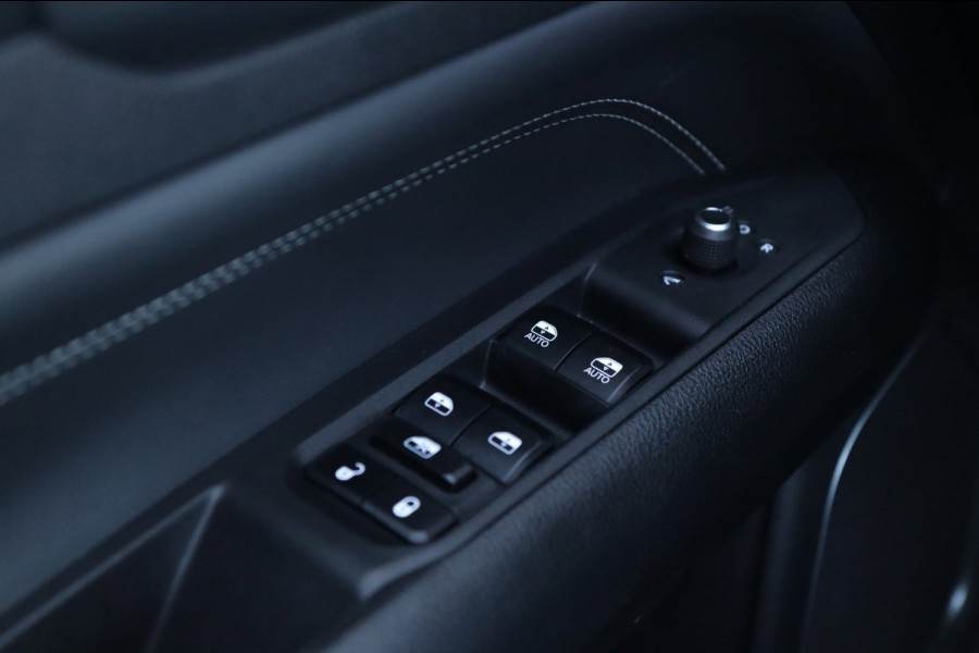 Jeep Compass 4xe 240 Plug-in Hybrid Electric S / PANO / ACC / KEYLESS / CAMERA / STUUR+STOELVERW