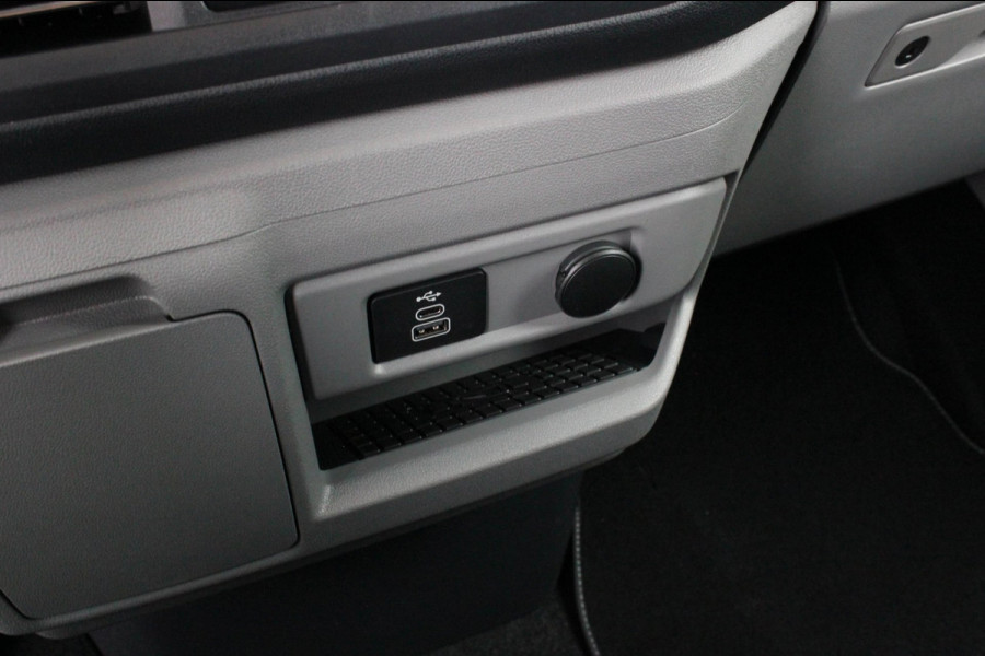 Ford E-Transit Cust. 320 L2H1 Limited 71 kWh DC DUBBEL CABINE / JB-EDITON / CAMERA / 370KM RANGE / APPLE CARPLAY DRIVERS- PACK