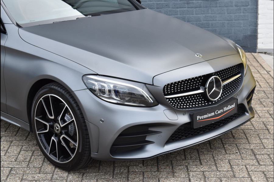 Mercedes-Benz C-Klasse 300 AMG 258 Pk Designo Matt Metallic Pano Vol Leder Digitale Cockpit Multi Beam 360 Camera Origineel Nederlands