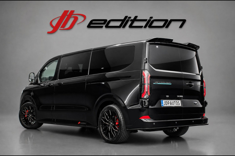 Ford E-Transit Cust. 320 L2H1 Limited 71 kWh DC DUBBEL CABINE / JB- EDITON / CAMERA / 370KM RANGE / APPLE CARPLAY DRIVERS- PACK