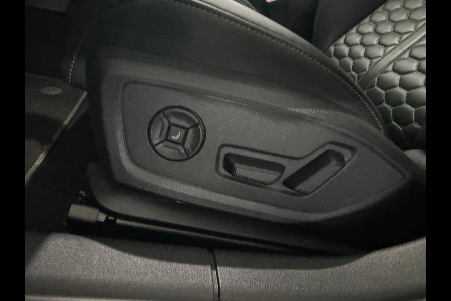 Audi RS3 Limousine 2.5 TFSI quattro Pano|Massage|Hulk|B&O|BlindSpot|ACC