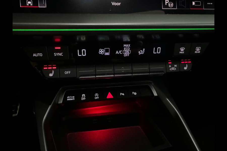 Audi RS3 Limousine 2.5 TFSI quattro Pano|Massage|Hulk|B&O|BlindSpot|ACC