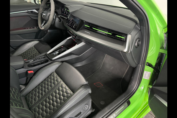 Audi RS3 Limousine 2.5 TFSI quattro Pano|Massage|Hulk|B&O|BlindSpot|ACC