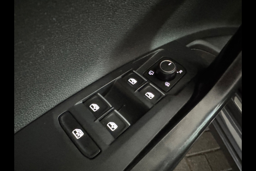 Volkswagen Taigo 1.5 TSI R-Line Business Pano|Keyless|ACC|Lane Assist|Stoelverwarming