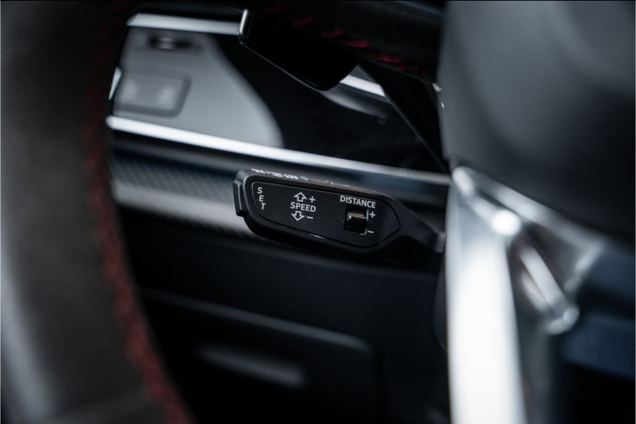 Audi RSQ8 4.0 TFSI quattro - RS Dynamic + | Panorama | Keramisch | Stoelmassage & Koeling
