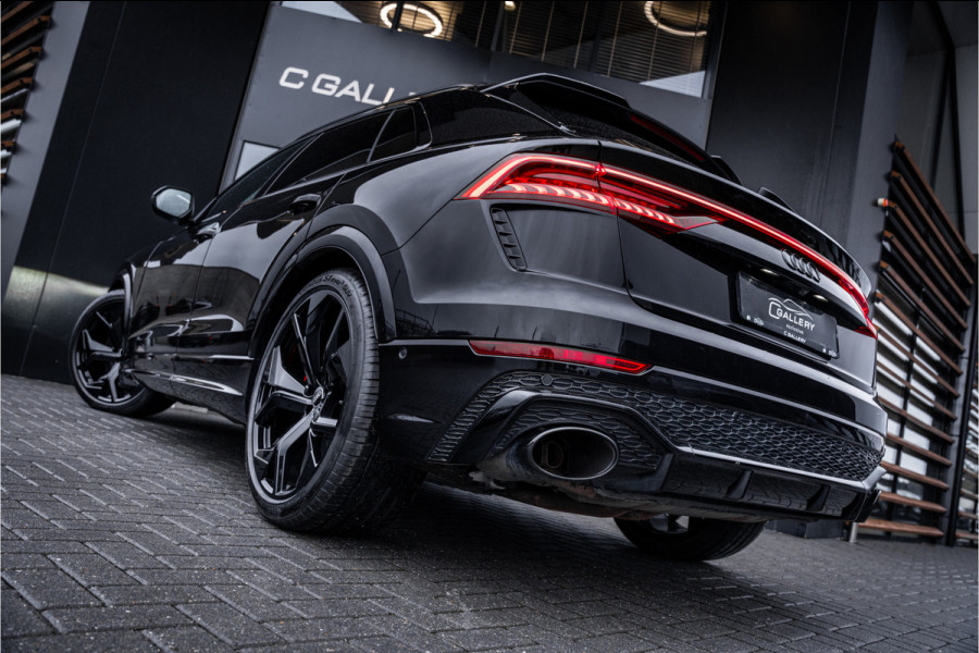Audi RSQ8 4.0 TFSI quattro - RS Dynamic + | Panorama | Keramisch | Stoelmassage & Koeling