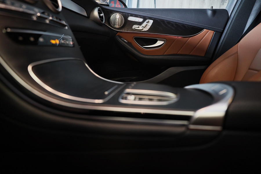 Mercedes-Benz GLC 300e 4MATIC AMG 63 Look / Head Up / Memory / Open Pano / 360 Camera / Cc / Lane Assist / Led / 20 Inch