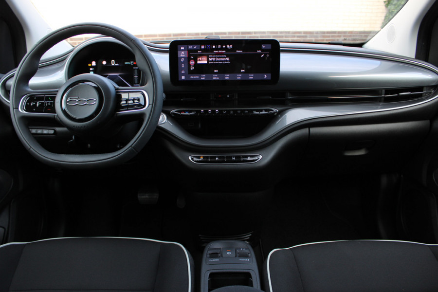 Fiat 500E Icon 42 kWh | Camera | BLIS | Stoelverwarming | Carplay