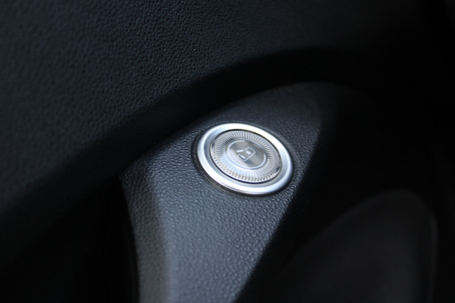 Fiat 500E Icon 42 kWh | Camera | BLIS | Stoelverwarming | Carplay