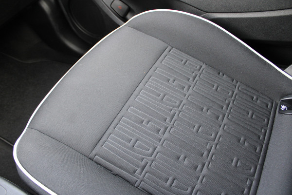 Fiat 500E Icon 42 kWh | Camera | BLIS | Stoelverwarming | Carplay