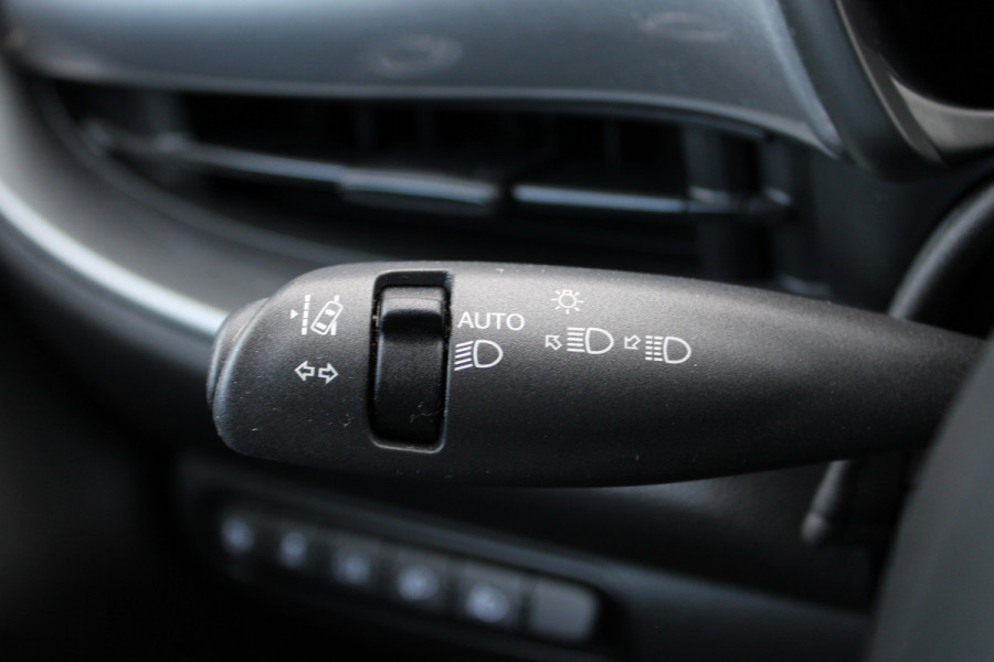 Fiat 500E Icon 42 kWh | Camera | BLIS | Stoelverwarming | Carplay