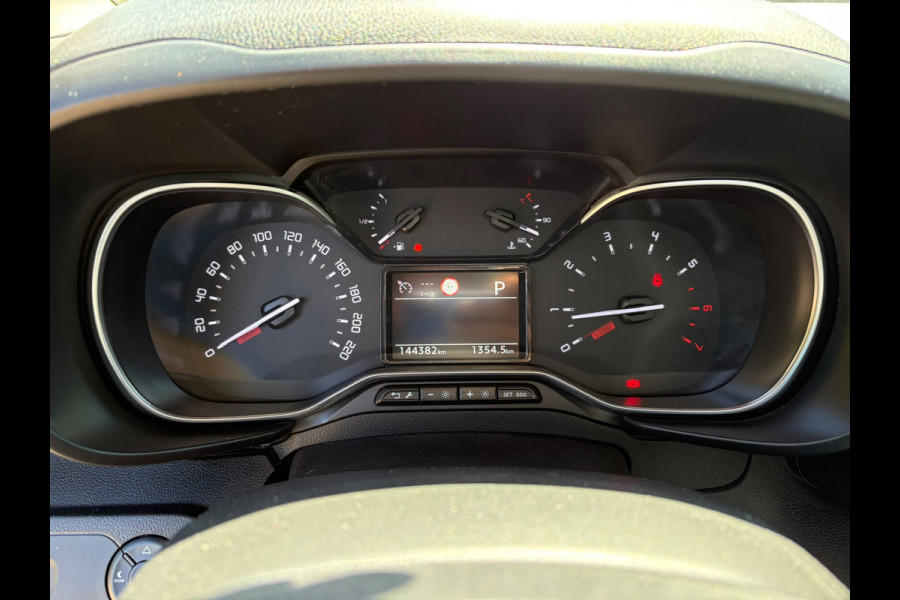 Citroën Berlingo 1.2 PureTech Shine AUTOMAAT!