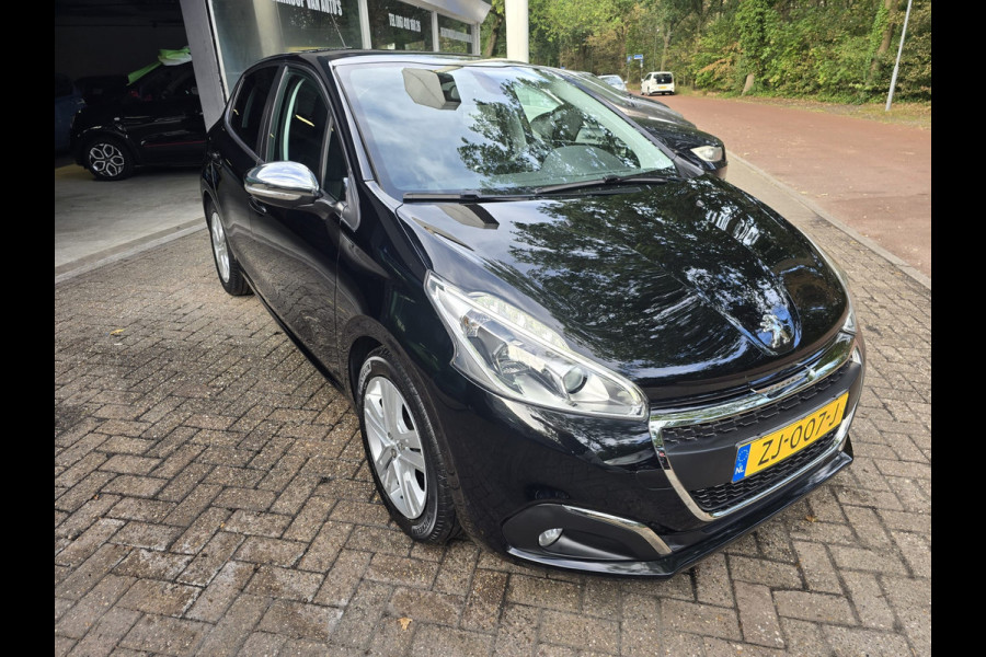 Peugeot 208 1.2 PureTech Signature | 1E EIGENAAR | 3/6 OF 12MND GARANTIE | CRUISE | NAVI |