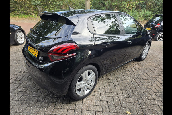 Peugeot 208 1.2 PureTech Signature | 1E EIGENAAR | 3/6 OF 12MND GARANTIE | CRUISE | NAVI |
