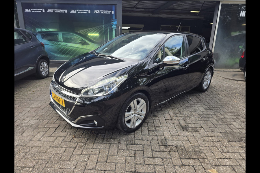 Peugeot 208 1.2 PureTech Signature | 1E EIGENAAR | 3/6 OF 12MND GARANTIE | CRUISE | NAVI |