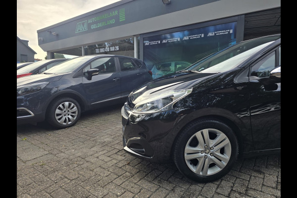 Peugeot 208 1.2 PureTech Signature | 1E EIGENAAR | 3/6 OF 12MND GARANTIE | CRUISE | NAVI |
