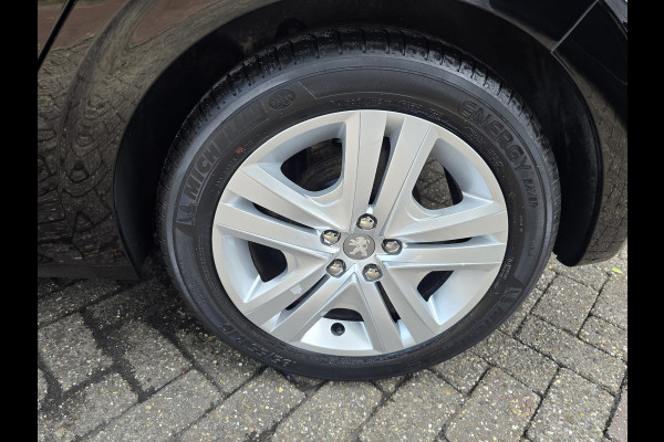 Peugeot 208 1.2 PureTech Signature | 1E EIGENAAR | 3/6 OF 12MND GARANTIE | CRUISE | NAVI |