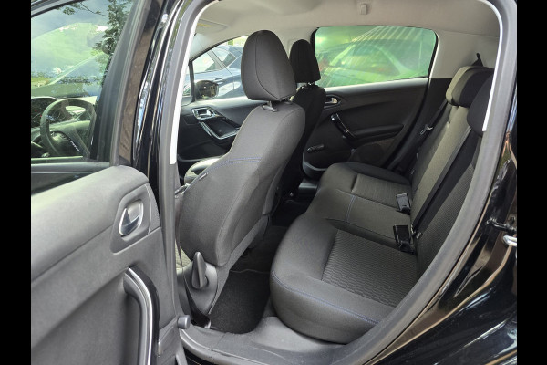 Peugeot 208 1.2 PureTech Signature | 1E EIGENAAR | 3/6 OF 12MND GARANTIE | CRUISE | NAVI |