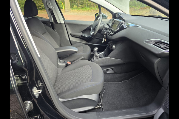 Peugeot 208 1.2 PureTech Signature | 1E EIGENAAR | 3/6 OF 12MND GARANTIE | CRUISE | NAVI |