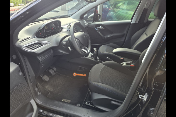 Peugeot 208 1.2 PureTech Signature | 1E EIGENAAR | 3/6 OF 12MND GARANTIE | CRUISE | NAVI |
