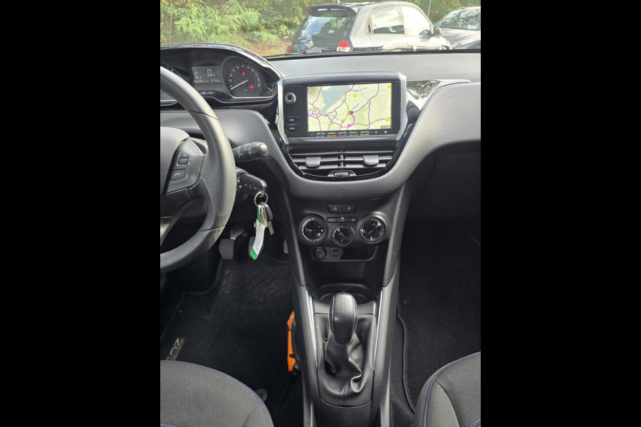 Peugeot 208 1.2 PureTech Signature | 1E EIGENAAR | 3/6 OF 12MND GARANTIE | CRUISE | NAVI |