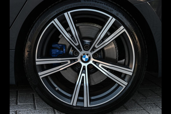 BMW 3 Serie Touring 330i High Executive Edition M-Sport | NL-Auto | Dealeronderhouden | Panoramadak | Harman/Kardon | HUD | Camera | Ambiance Interieur | Stoelverwarming |