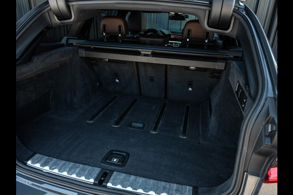 BMW 3 Serie Touring 330i High Executive Edition M-Sport | NL-Auto | Dealeronderhouden | Panoramadak | Harman/Kardon | HUD | Camera | Ambiance Interieur | Stoelverwarming |