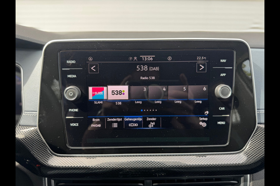 Volkswagen T-Cross 1.0 TSI Life Edition,Autom,Navigatie/Camera/Carplay,Cruisecontrol,stoelverwarming,