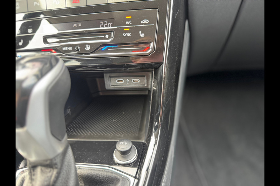 Volkswagen T-Cross 1.0 TSI Life Edition,Autom,Navigatie/Camera/Carplay,Cruisecontrol,stoelverwarming,