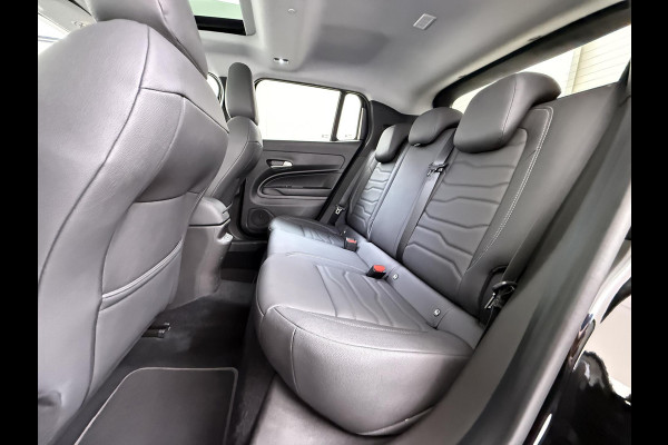 Jeep Avenger 1.2 e-Hybrid Summit VAN: 29.900,- VOOR: 26.877,- UW HERFSTVOORDEEL: 3.023,-  AUTOMAAT | PANORAMADAK | CAMERA | LEDER | STOEL MASSAGE | EL. KLEP | 12 MND BOVAG GARANTIE