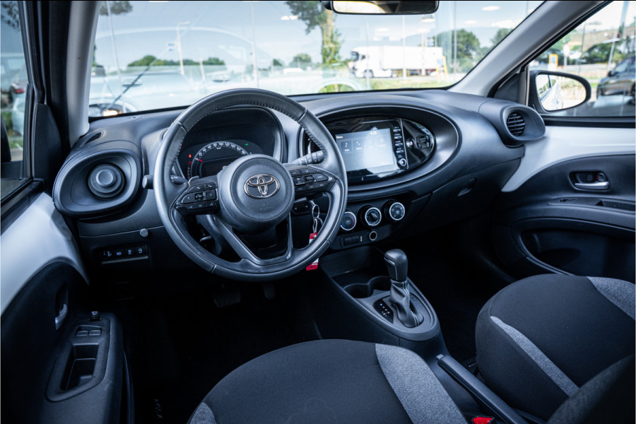 Toyota Aygo X 1.0 VVT-i S-CVT Play ** Camera ** Automaat ** Carplay
