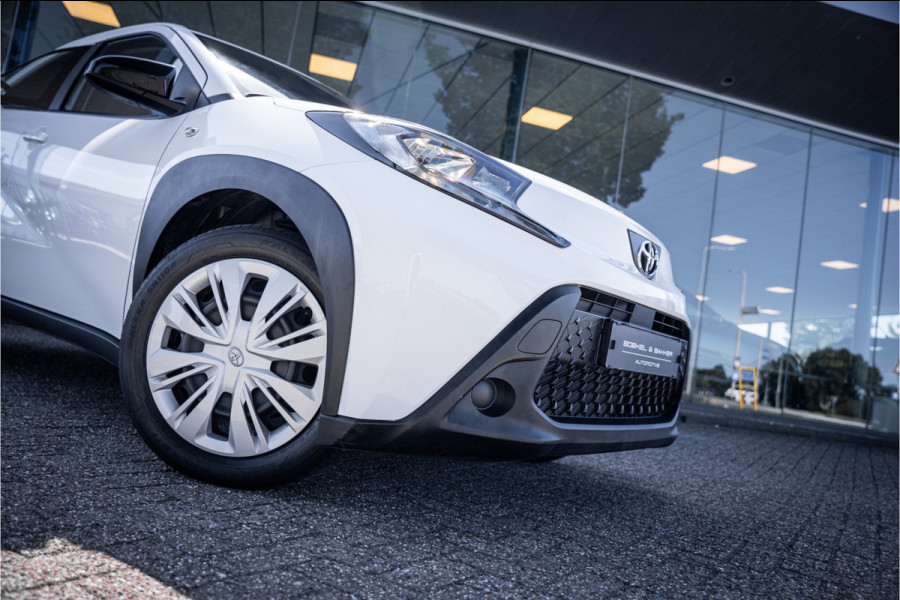 Toyota Aygo X 1.0 VVT-i S-CVT Play ** Camera ** Automaat ** Carplay