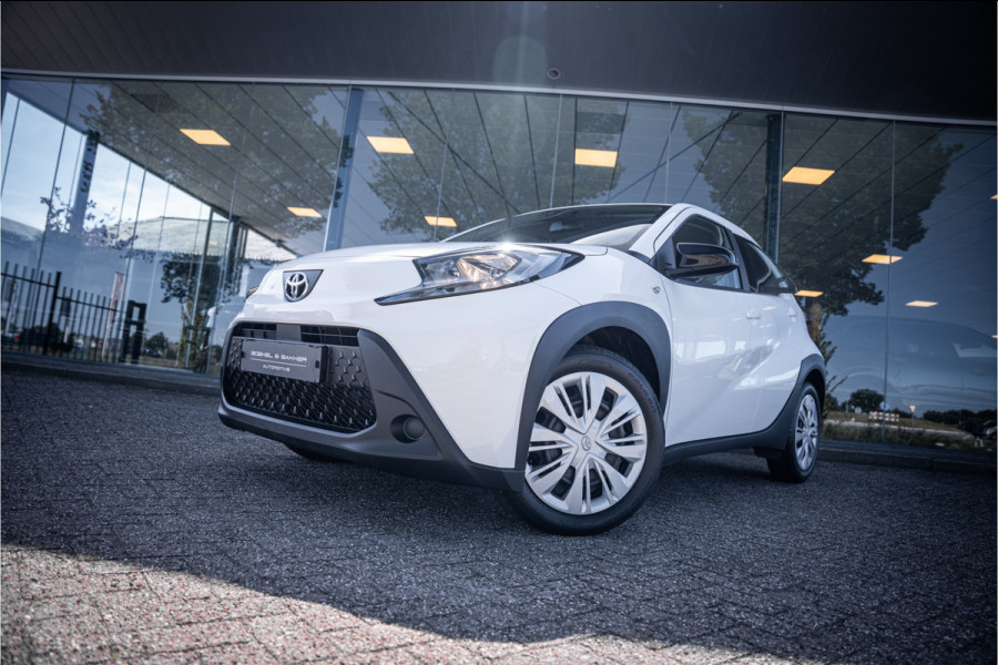 Toyota Aygo X 1.0 VVT-i S-CVT Play ** Camera ** Automaat ** Carplay