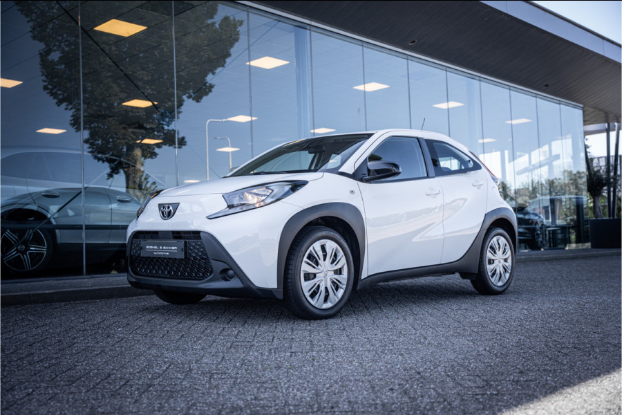 Toyota Aygo X 1.0 VVT-i S-CVT Play ** Camera ** Automaat ** Carplay