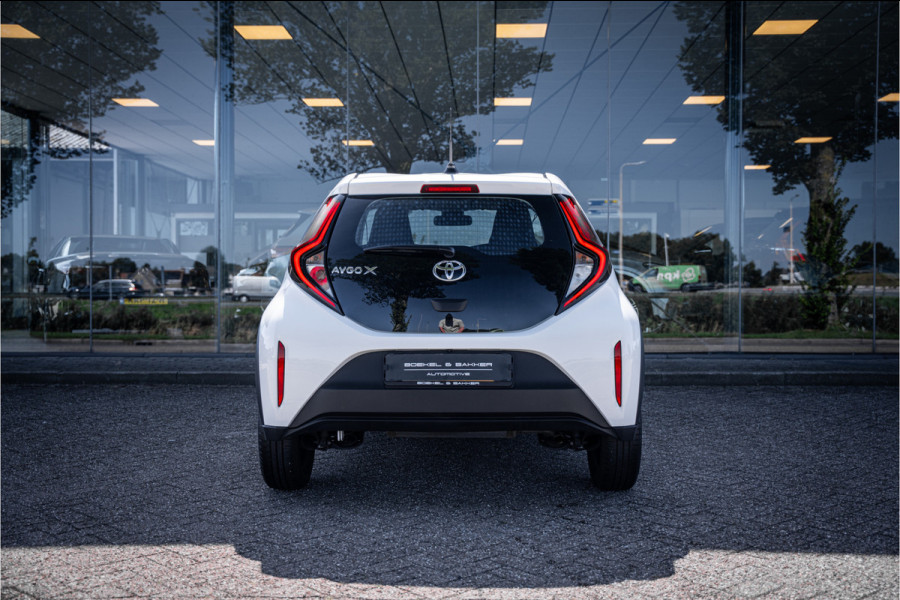 Toyota Aygo X 1.0 VVT-i S-CVT Play ** Camera ** Automaat ** Carplay