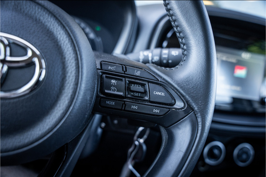 Toyota Aygo X 1.0 VVT-i S-CVT Play ** Camera ** Automaat ** Carplay