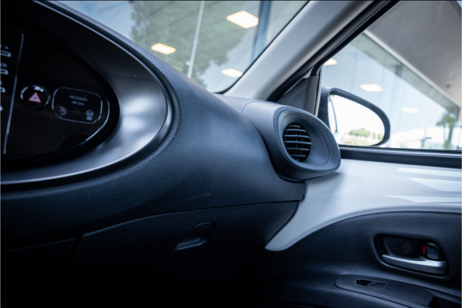 Toyota Aygo X 1.0 VVT-i S-CVT Play ** Camera ** Automaat ** Carplay