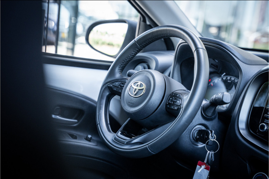 Toyota Aygo X 1.0 VVT-i S-CVT Play ** Camera ** Automaat ** Carplay